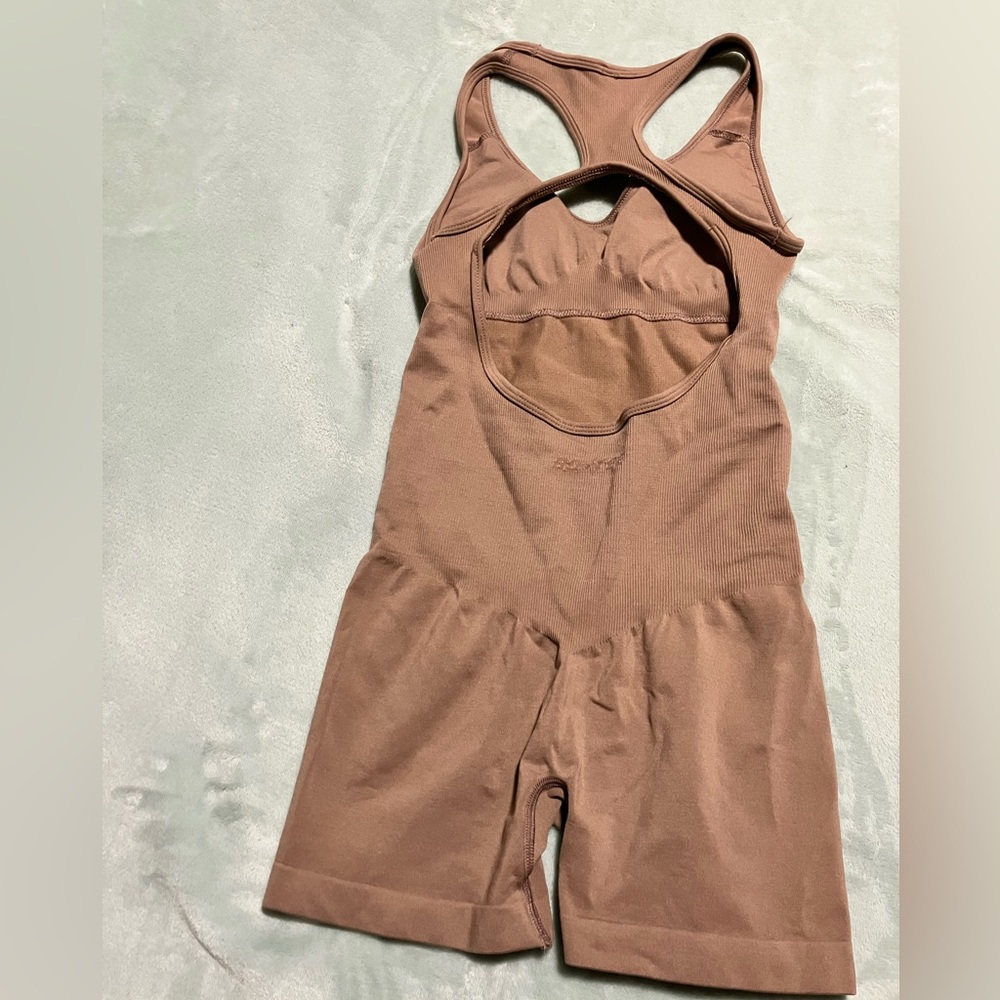 Bo + Tee Gym Jumpsuit 🤎 - Picture 2 of 3